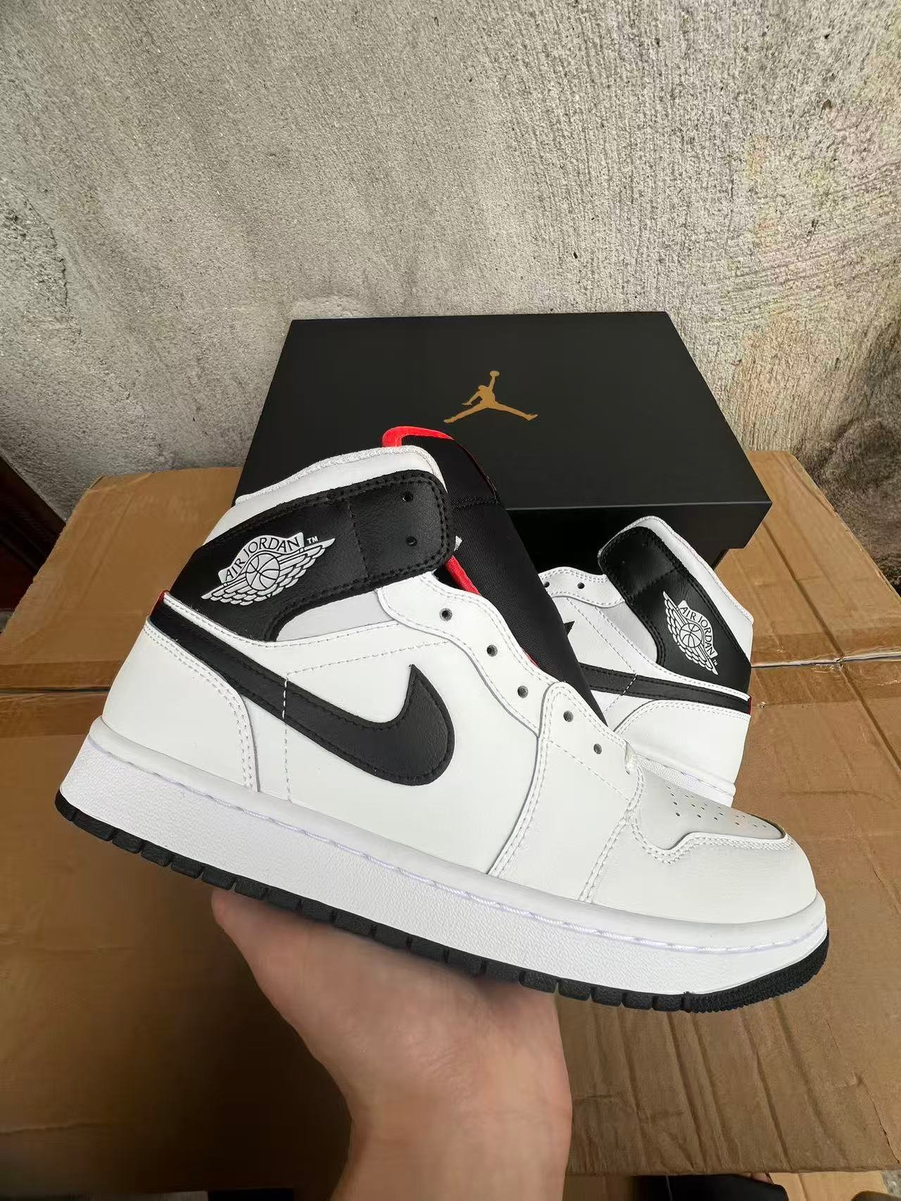 F-Air Jordan 1 MIDDQ842610940-46 - Image 1