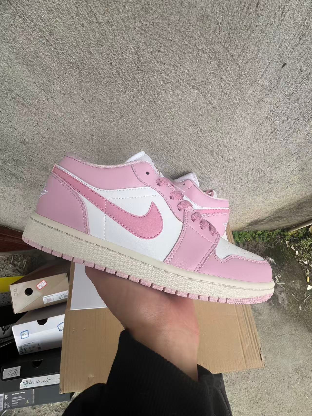 T-Air Jordan 1 LOWDC0774 607 - Image 1