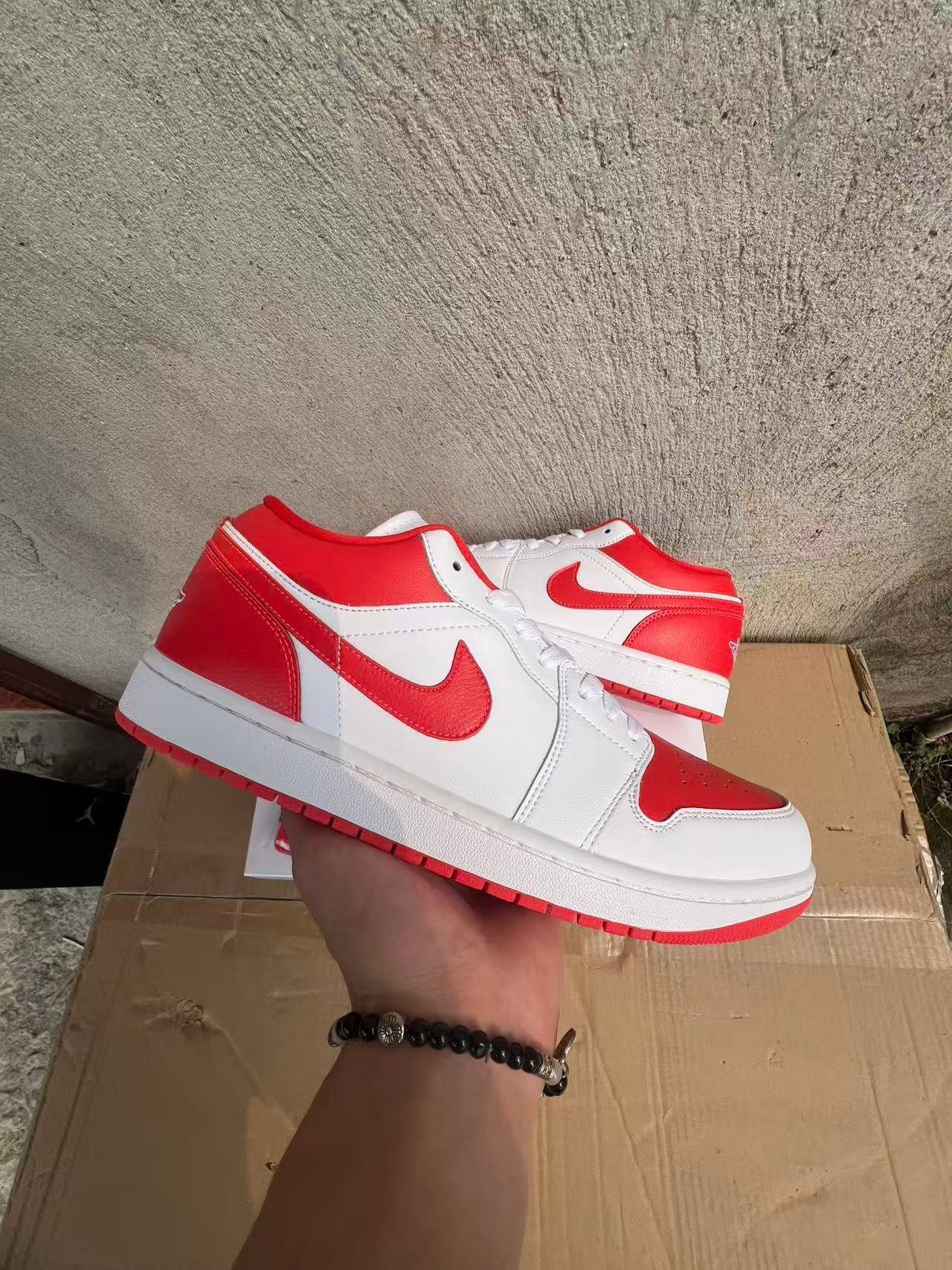 F-Air Jordan1LOWDC0774 11036-46 - Image 1