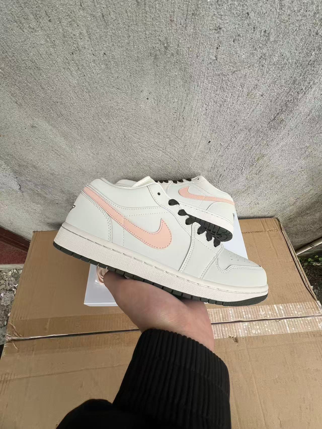 F-Air Jordan 1 LOWDC0774 11136-46 - Image 1