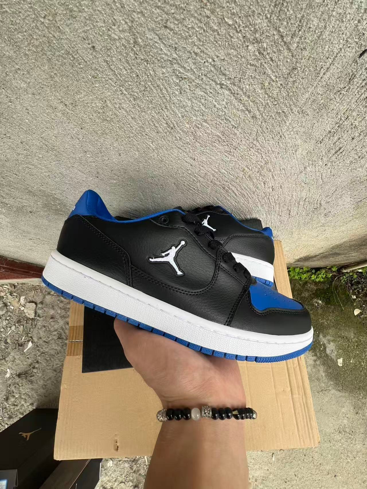 L-JORDAN COURT CONNECTLOW - Image 1