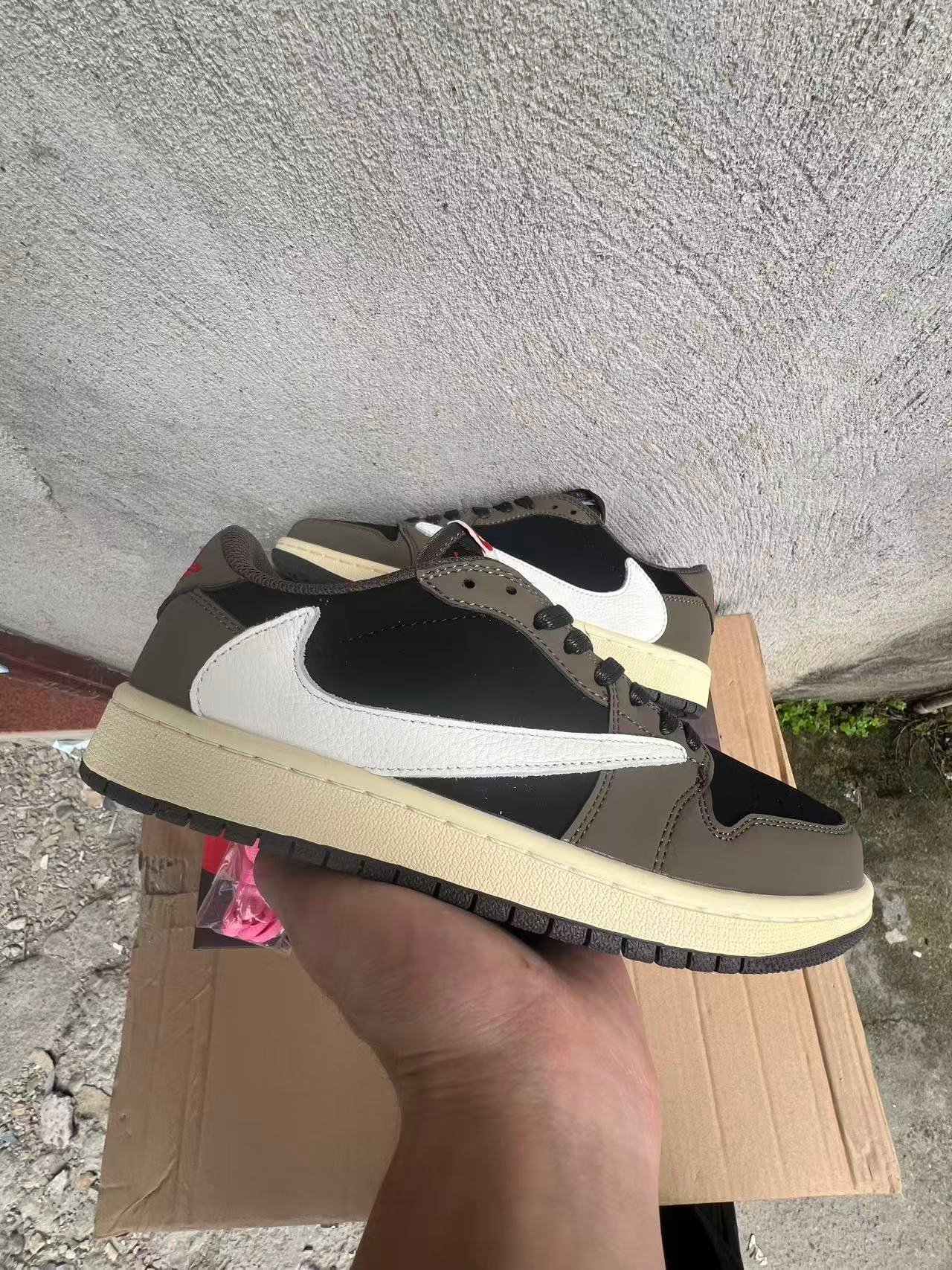 Air Jordan1 RETRO LOW OGCQ4277001 - Image 1