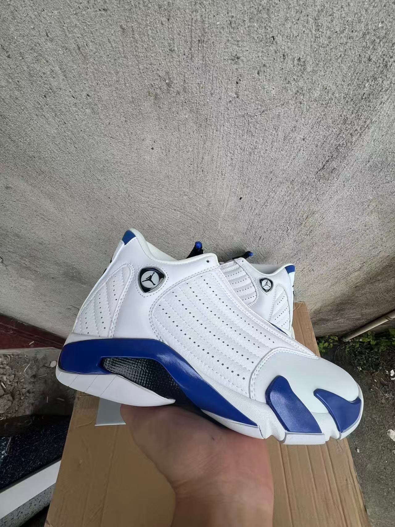 st-Air Jordan   14 RETRO487471104 - Image 1