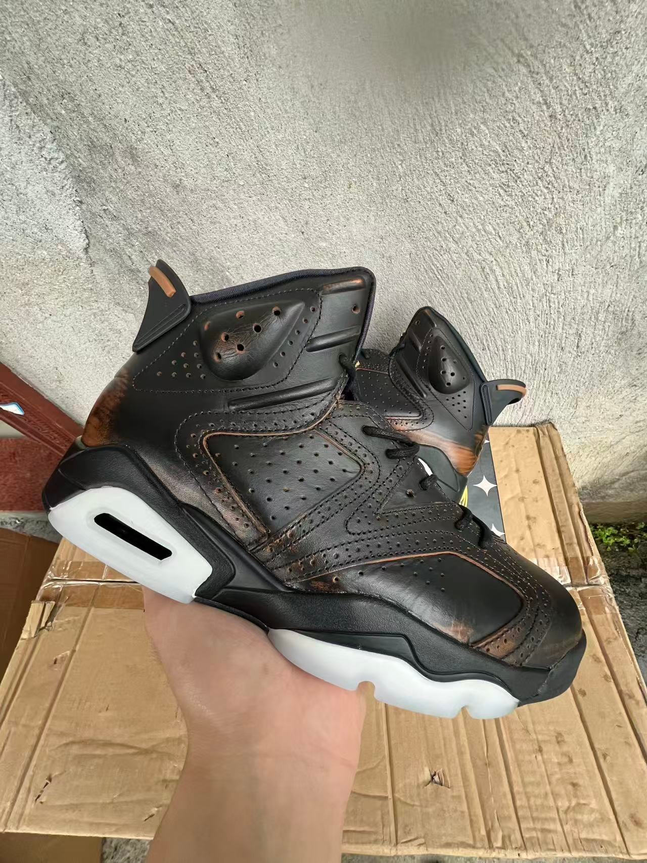 F1-Air Jordan  6 RETROIR7572 22040-475 - Image 1